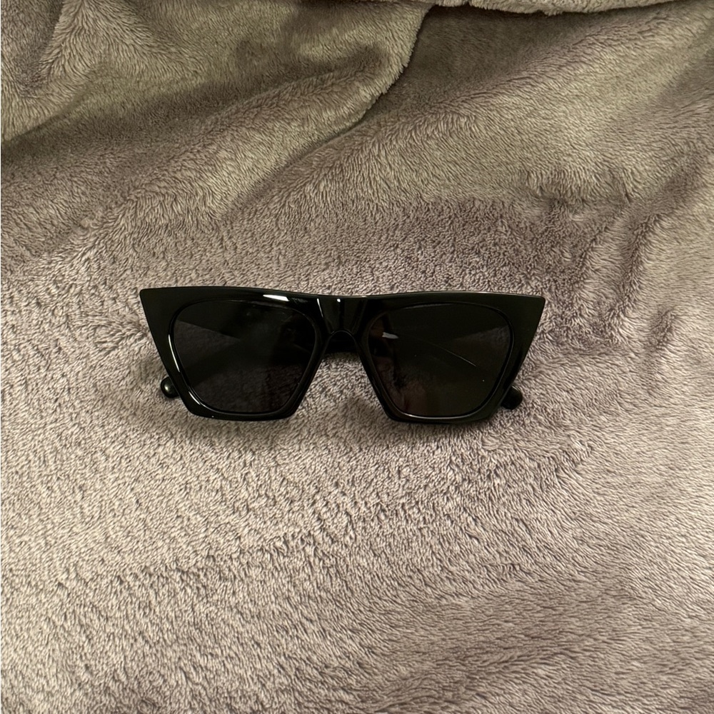 Amazon- Sojos Oversized Square Cateye Sunglasses